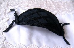 画像4: ブラックトリミングリボン×ベルベットのダイヤ柄ヘッドドレス【ブラック】