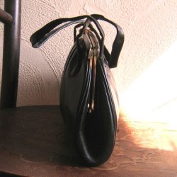 画像4: ブラックレザーのガマ口バッグ