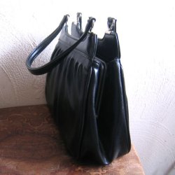画像3: ブラックのハンドバッグ