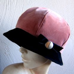 画像3: 20sアールデコモチーフトリミングのサーモンピンク×ブラックのベルベットクローシェ 