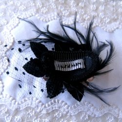 画像4: ベルベットベージュローズ×ベルベットリーフ×ドットチュール×フェザーのヘッドドレス