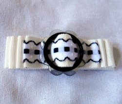 画像5: デッドストックフラワーバックル×ホワイトグログランリボン×トリミングリボンのバレッタ