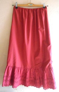 画像1: 赤のペチコートスカート